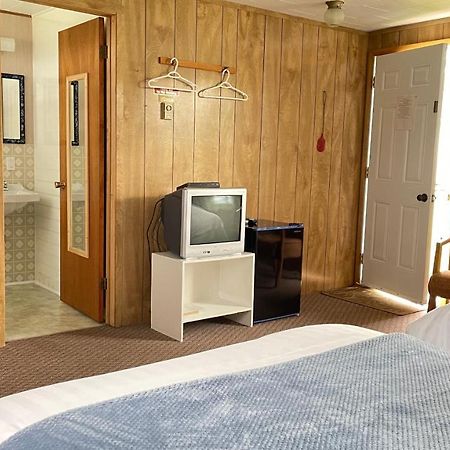 Rachel'S Motel And Cottages Surrey Exteriér fotografie