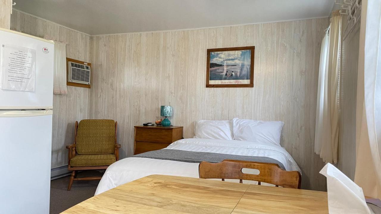 Rachel'S Motel And Cottages Surrey Exteriér fotografie