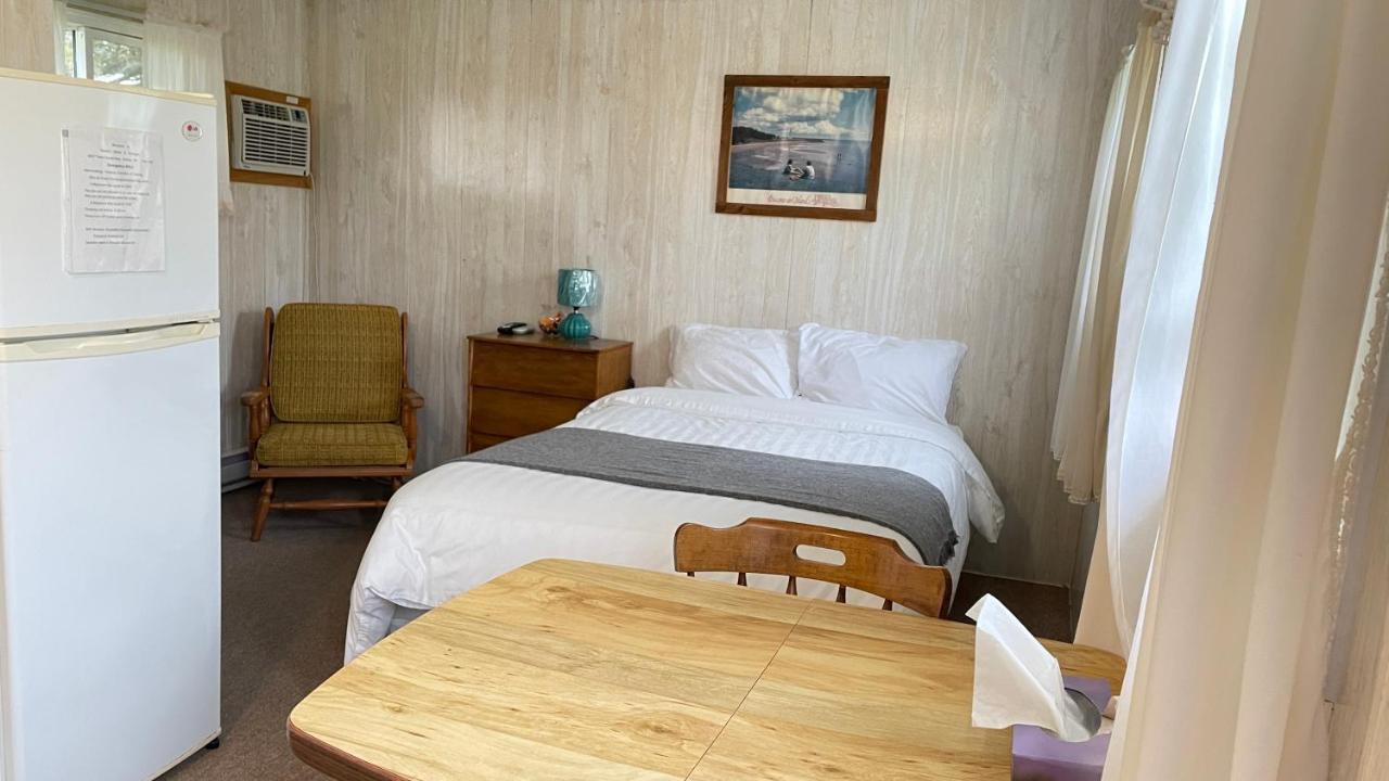 Rachel'S Motel And Cottages Surrey Exteriér fotografie