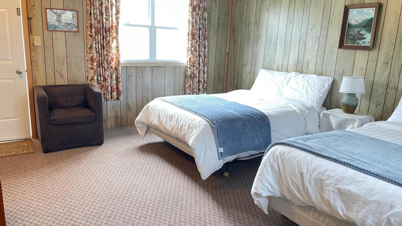 Rachel'S Motel And Cottages Surrey Exteriér fotografie